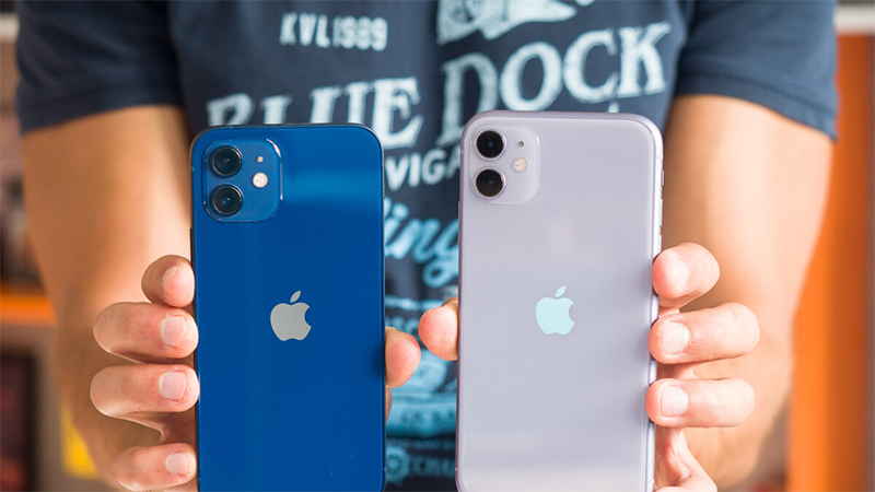 H&igrave;nh minh họa iPhone 12 mini v&agrave; iPhone 11
